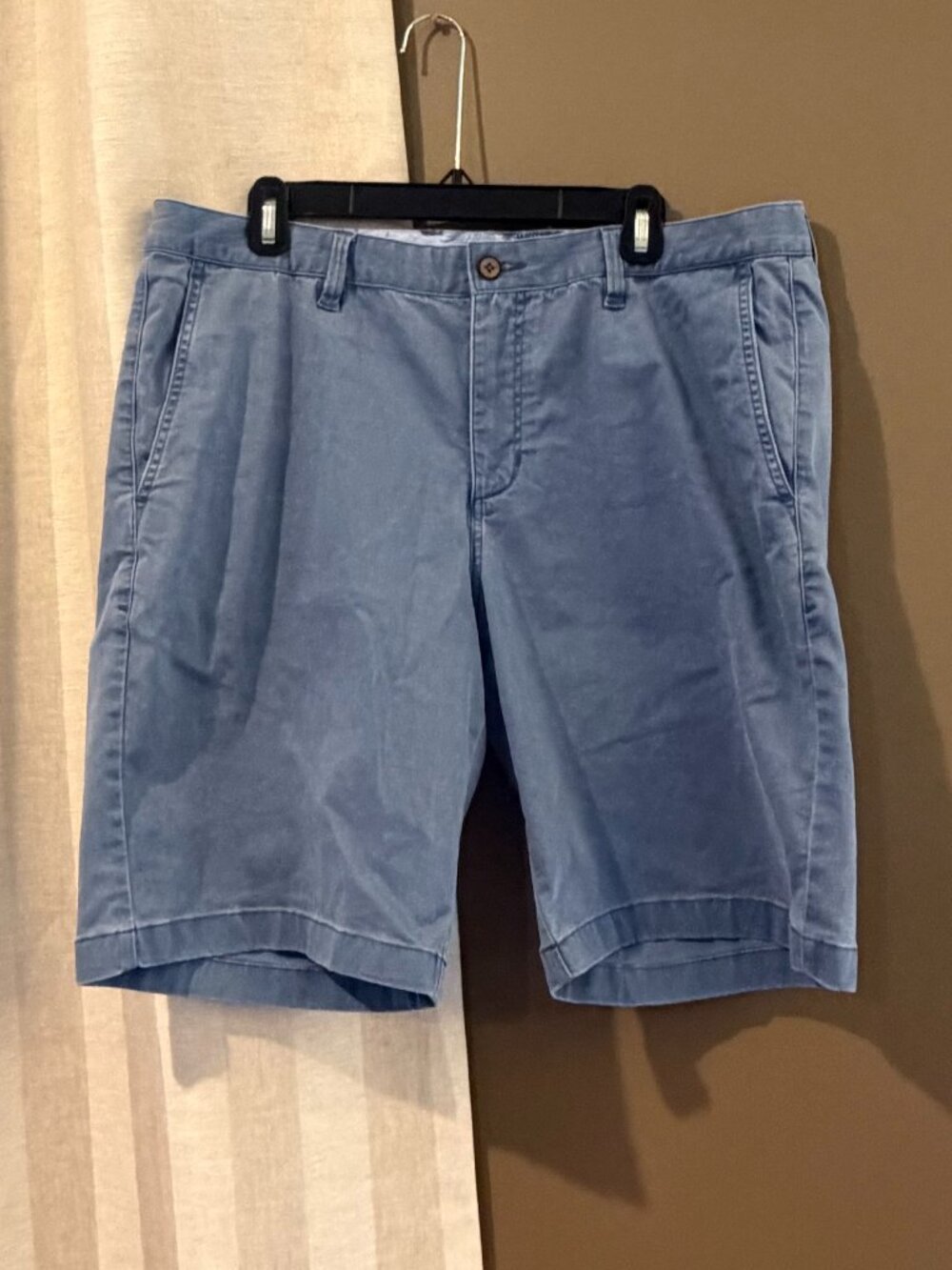 Tommy Bahama Men's Boracay Blue Shorts 10" Coastal Miami, Size 36
